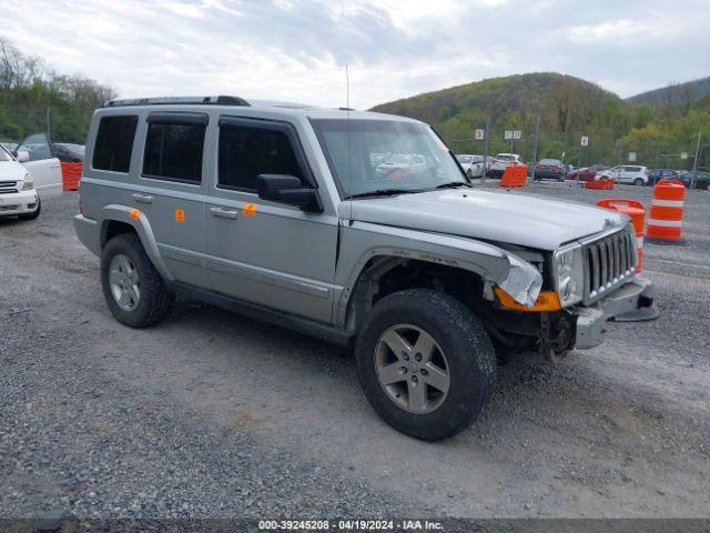  Salvage Jeep Commander