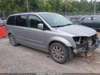  Salvage Chrysler Town & Country