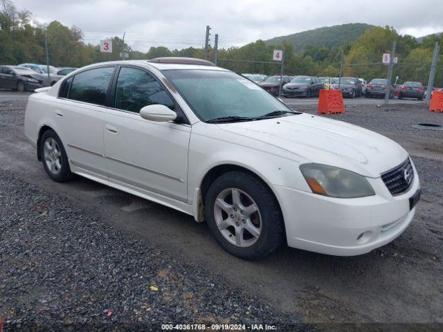  Salvage Nissan Altima