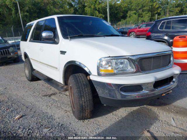  Salvage Ford Expedition