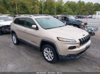  Salvage Jeep Cherokee