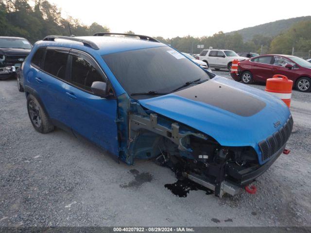  Salvage Jeep Cherokee