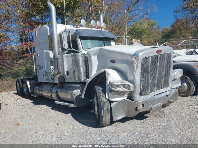  Salvage Peterbilt 389