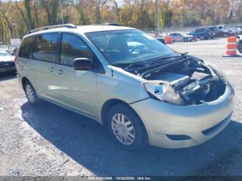  Salvage Toyota Sienna