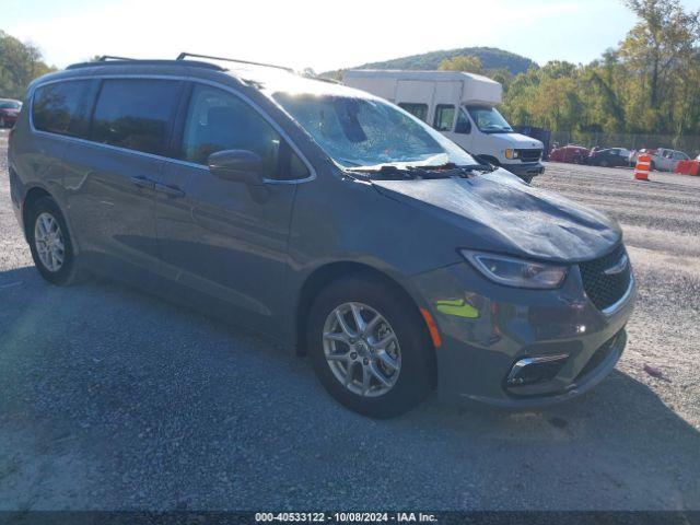  Salvage Chrysler Pacifica