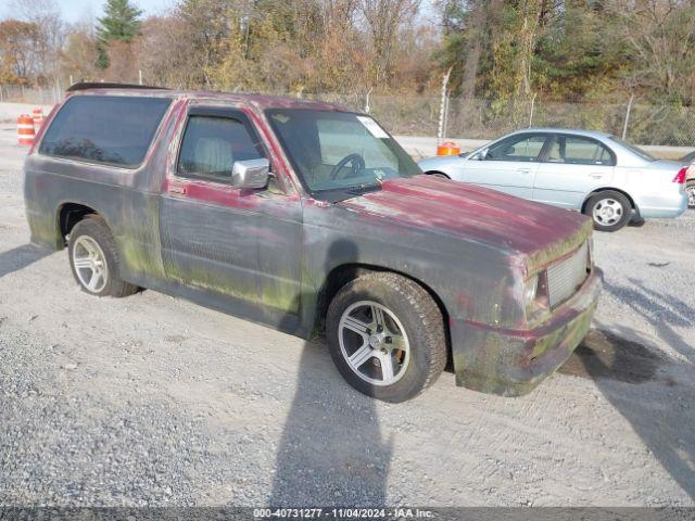  Salvage Chevrolet Blazer