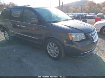  Salvage Chrysler Town & Country