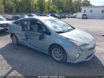  Salvage Toyota Prius