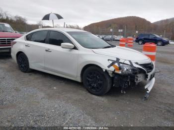  Salvage Nissan Altima