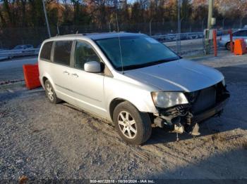  Salvage Chrysler Town & Country