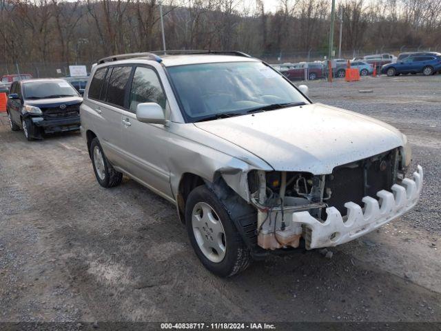  Salvage Toyota Highlander