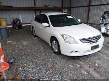  Salvage Nissan Altima