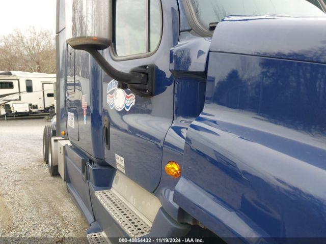  Salvage Freightliner Cascadia 125