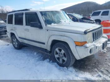  Salvage Jeep Commander