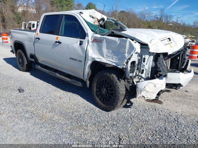  Salvage Chevrolet Silverado 2500