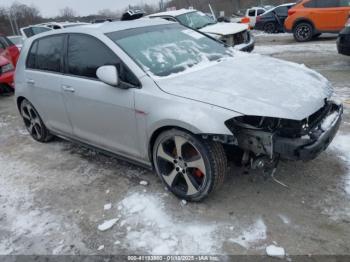  Salvage Volkswagen Golf