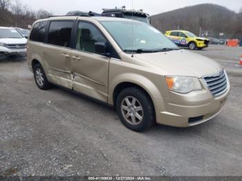  Salvage Chrysler Town & Country