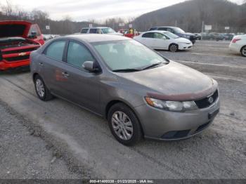  Salvage Kia Forte