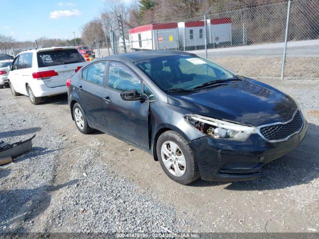  Salvage Kia Forte