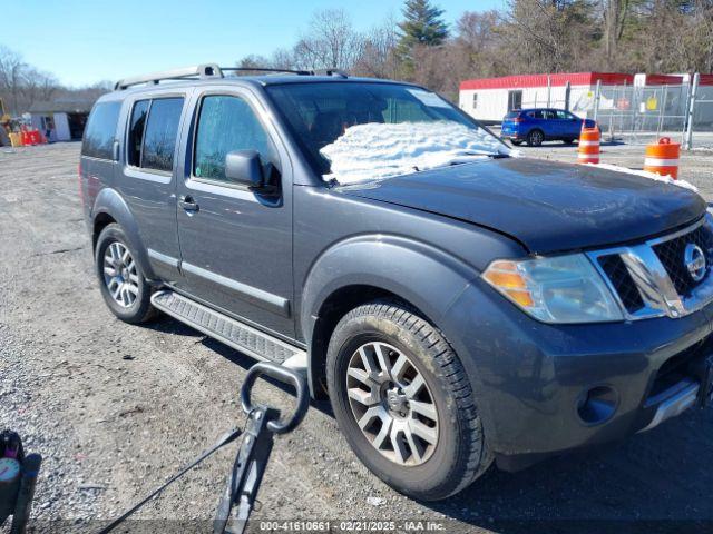  Salvage Nissan Pathfinder