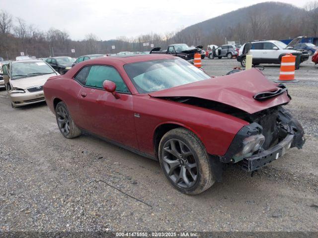  Salvage Dodge Challenger