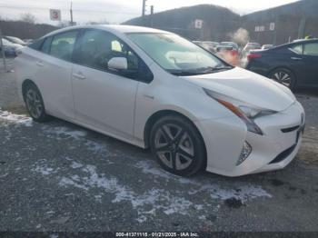  Salvage Toyota Prius