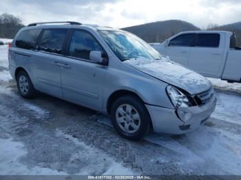  Salvage Kia Sedona