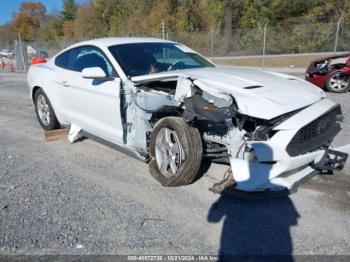  Salvage Ford Mustang