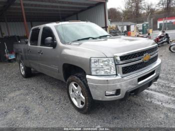  Salvage Chevrolet Silverado 2500