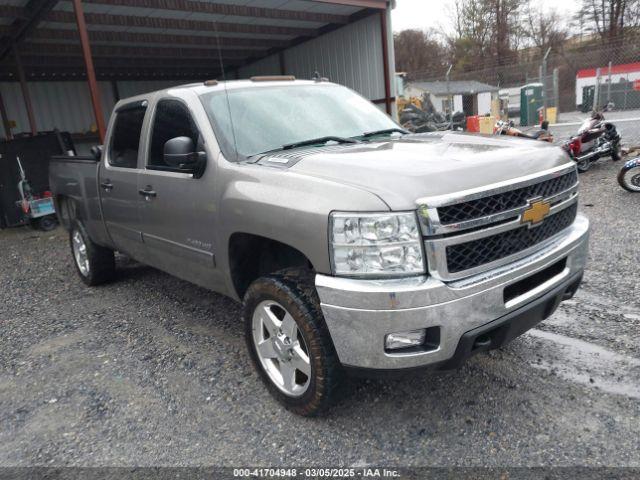  Salvage Chevrolet Silverado 2500