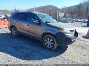  Salvage Kia Sorento