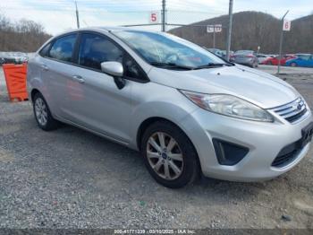  Salvage Ford Fiesta