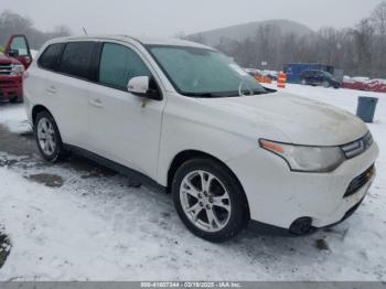  Salvage Mitsubishi Outlander