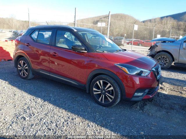  Salvage Nissan Kicks