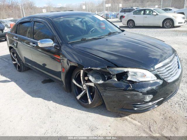  Salvage Chrysler 200