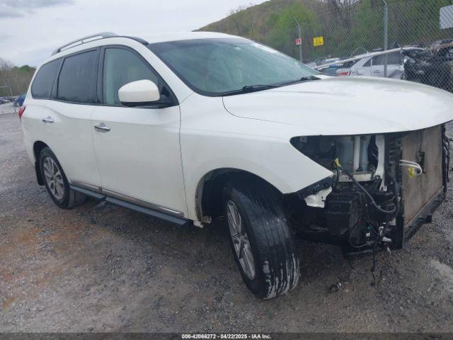  Salvage Nissan Pathfinder