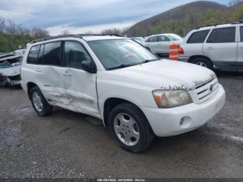  Salvage Toyota Highlander