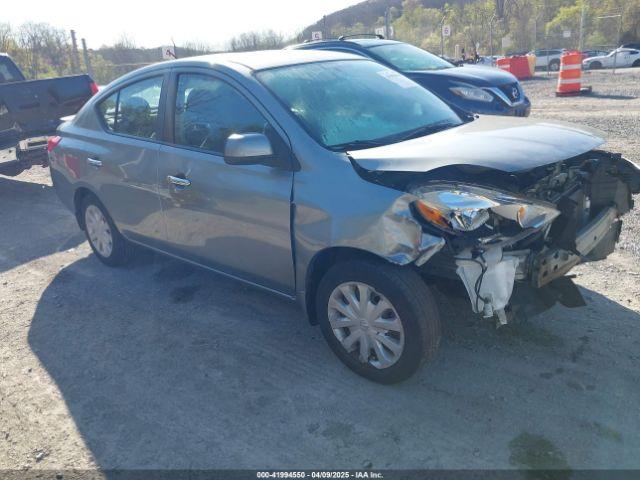  Salvage Nissan Versa