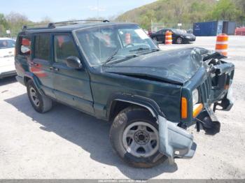  Salvage Jeep Cherokee
