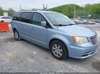  Salvage Chrysler Town & Country
