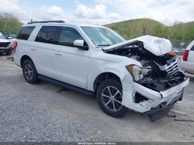  Salvage Ford Expedition