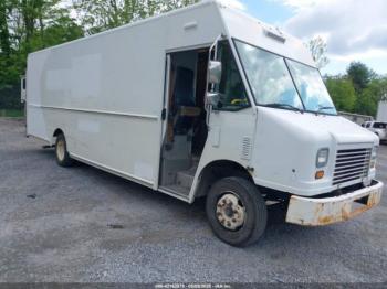  Salvage Freightliner Chassis