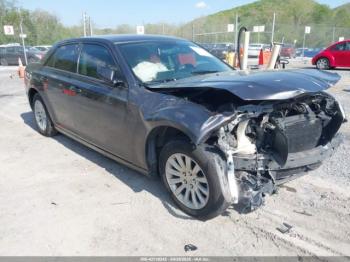  Salvage Chrysler 300