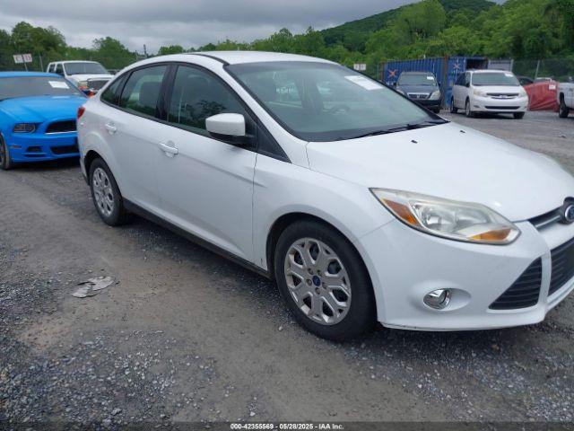  Salvage Ford Focus
