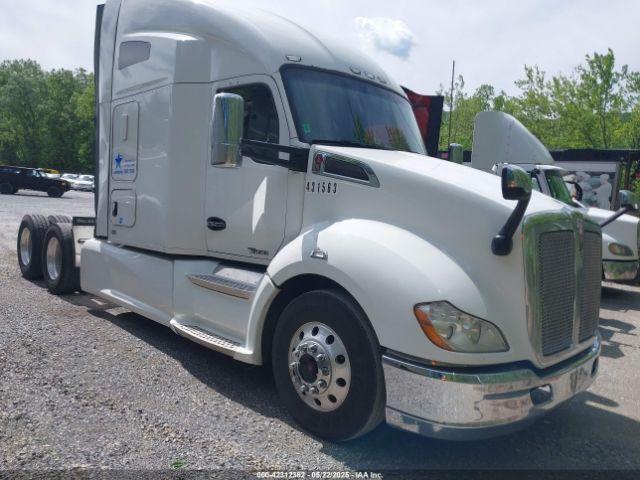  Salvage Kenworth T680
