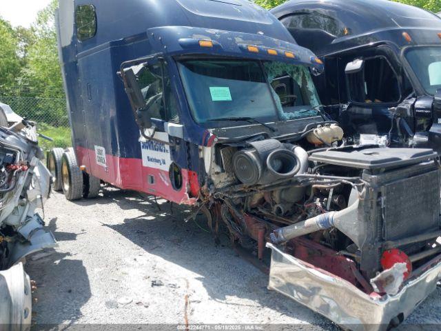  Salvage Freightliner Conventional