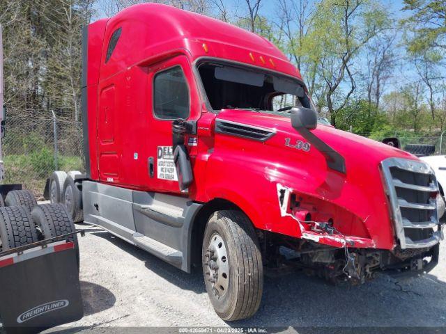  Salvage Freightliner New Cascadia 126
