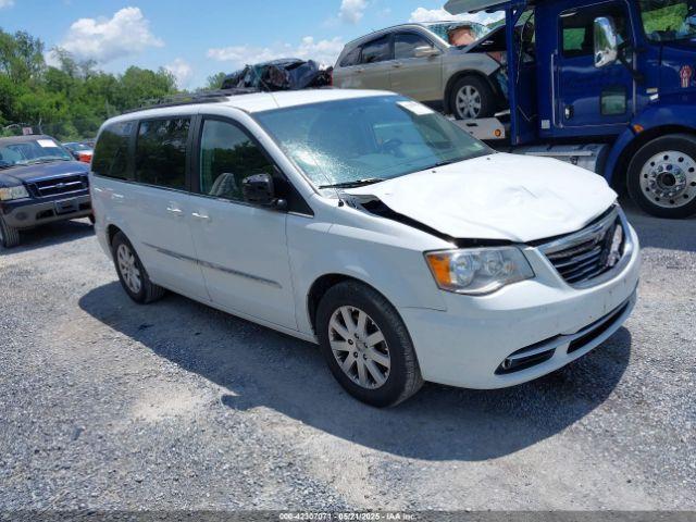  Salvage Chrysler Town & Country