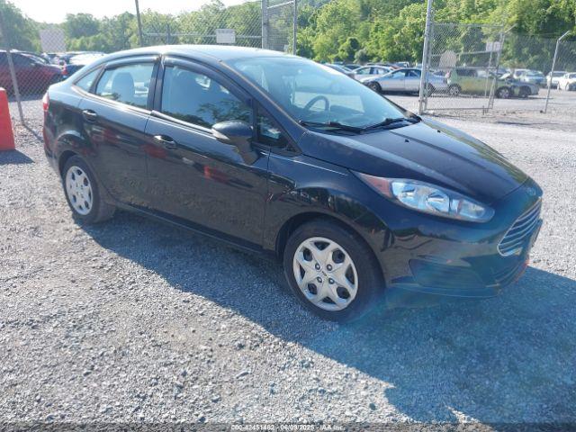  Salvage Ford Fiesta