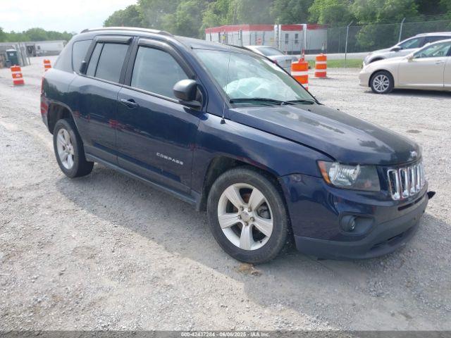  Salvage Jeep Compass
